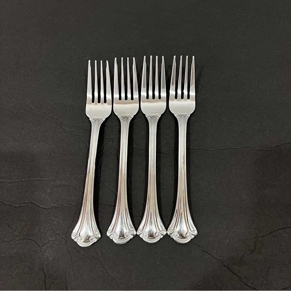 Wallace 4 Pcs. Stainless Steel Dinner Forks Size 7" Long 18/10 Indonesia